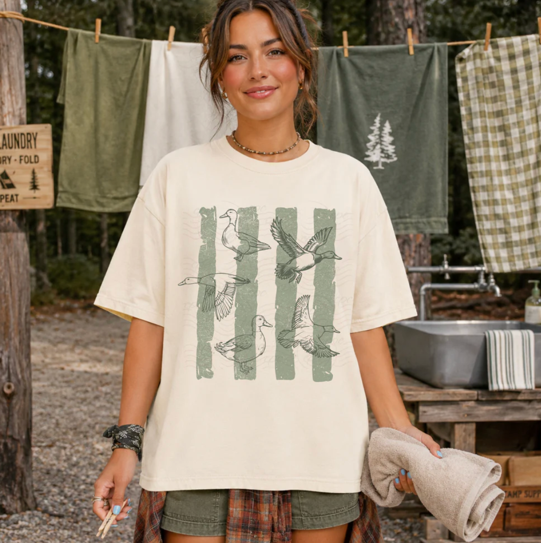 Vintage Duck Sketch Graphic Tee