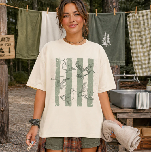Vintage Duck Sketch Graphic Tee